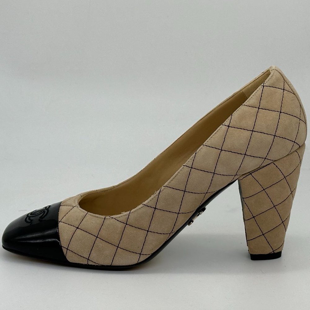 CHANEL 22B Quilted Suede Patent Cap Toe Pumps Heels Shoes